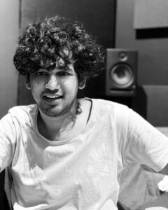 Hiphop Tamizha Instagram - Vibe’ 🎧