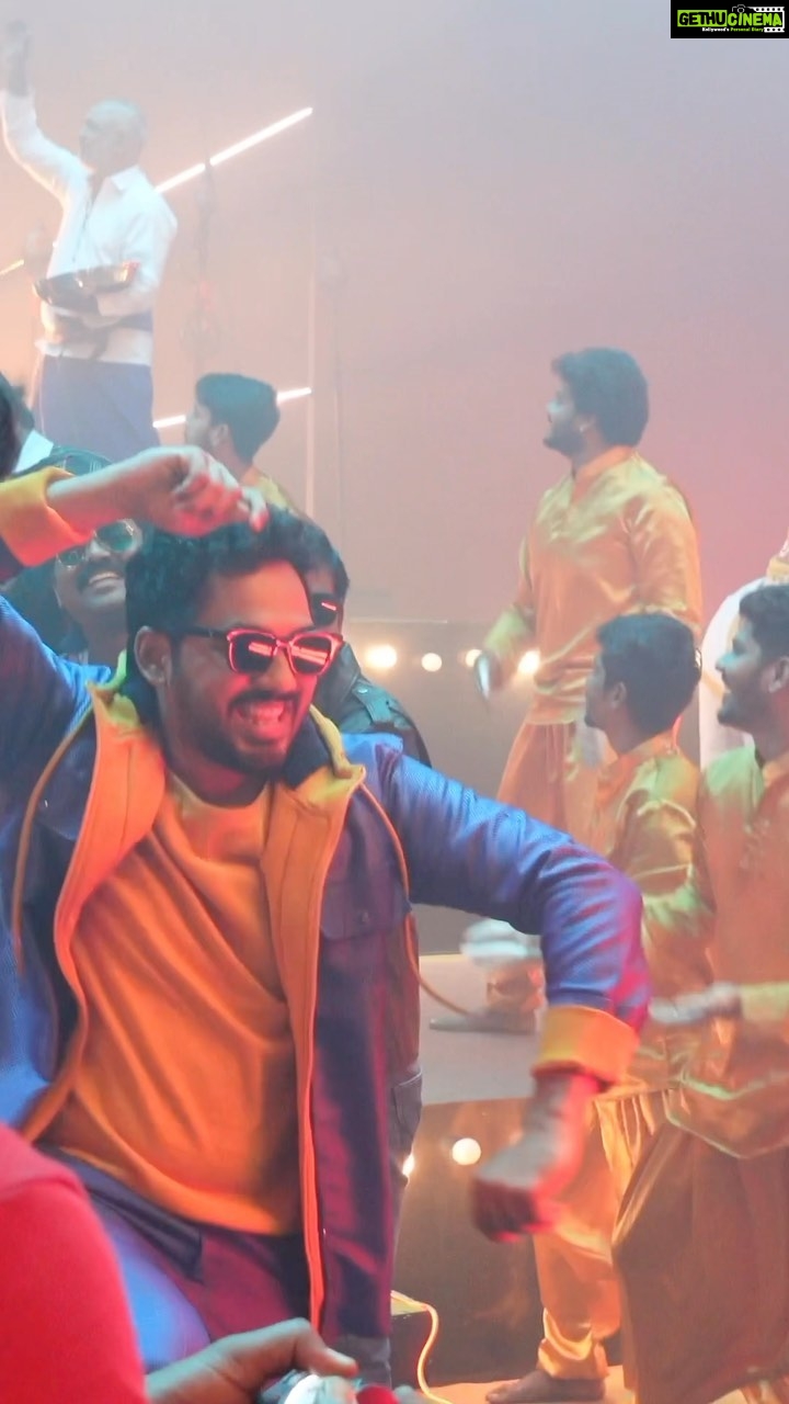 Hiphop Tamizha - 143.8K Likes - Thank you for the awesome response ❤️ trending on all streaming platforms 🤟🏻