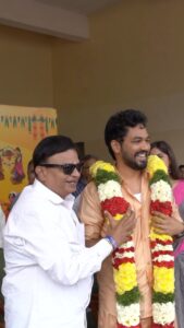 Hiphop Tamizha Instagram - பொங்கல் வாழ்த்துகள் from PT Sir !!! #ptsir !!! Produced by @velsfilmintl & directed by @karthikvenugopalan_10 !!!
