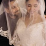 Hussain Dalal Instagram – Happy half anniversary @zeebamiraie ♥️ thank you for marrying me, from the photos it’s evident, tune meri life bana di ! Alhamdolillah!!! #mashaallah #amantobillah 🧿🧿🧿🧿🧿