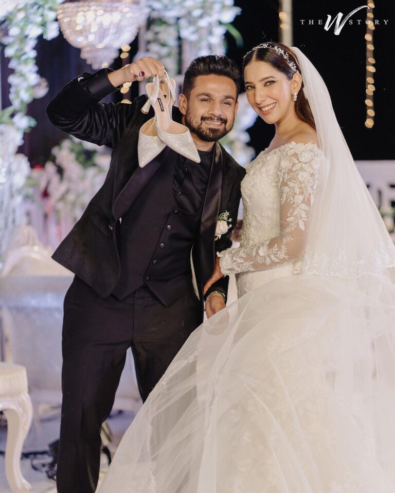Hussain Dalal Instagram - Happy half anniversary @zeebamiraie ♥️ thank you for marrying me, from the photos it’s evident, tune meri life bana di ! Alhamdolillah!!! #mashaallah #amantobillah 🧿🧿🧿🧿🧿