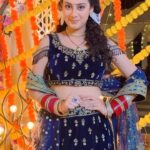 Isha Malviya Instagram – mention your “sirdard” 🥰
.
#udaariyaan #harleen #ekleen #ishamalviya #offscreen #trending