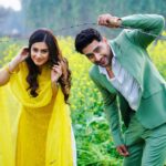 Isha Malviya Instagram - Ye Mausam Ka jaduu hai mitwaaa…🌾🌾😍 #udaariyaan #adleen #bts #randompictures