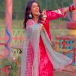 Isha Malviya Instagram – Minna Minna..💃🏻🌸
.
@officialgarrysandhu @toor.manpreet 
#minnaminna #dance #punjabi #ishamalviya #trending