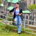 Isha Malviya Instagram - B.L.I.S.S🌸 @chingari_in #ishamalviya #londondairies