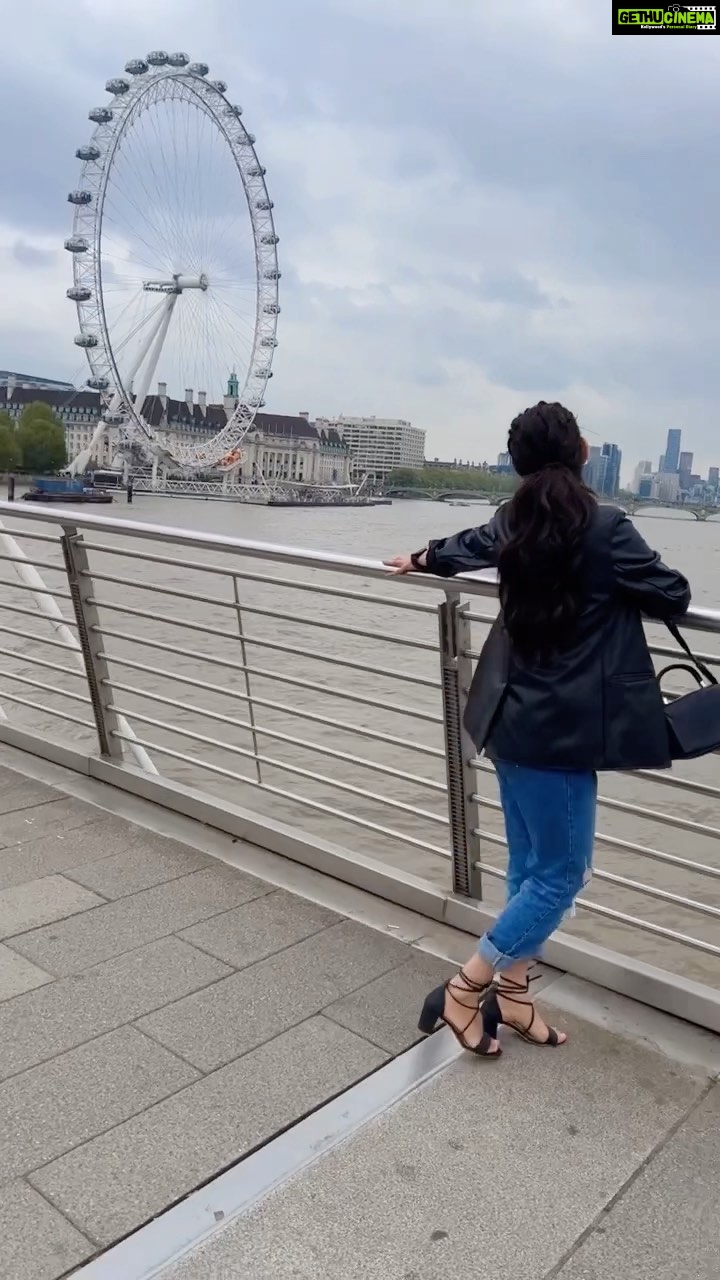 Isha Malviya Instagram - ♥️🤷🏻♀️ . #ishamalviya #london #udaariyaan #jassu