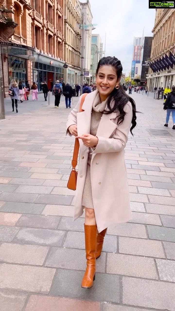 Isha Malviya - 598.2K Likes - tag your favourite person.šā„ļø
.
#ishamalviya #london #jassu