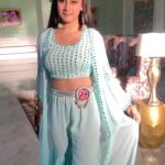 Isha Malviya Instagram - 💙🦋 @rashmeetkaurofficial @gurbaxx @deepkalsimusic @kalamkaarmusic @doyourthingnetwork #Oceana #rashmeetkaur #gurbax #kalamkaar #deepkalsi