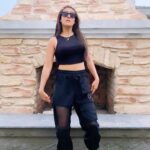 Isha Malviya Instagram - bhangra or western?💃🏻😉 . Hey @rashmeetkaurofficial! Cool moves on the video, here's my version of the mashup! #DaruHorPiyade #Jalebi #DHPxJalebi #newsong #punjabimusic #partymood #deepkalsi #rashmeetkaur #harjasharjaayi @sonymusicindia @deepkalsimusic @harjasharjaayi @kalamkaarmusic @akprojekts