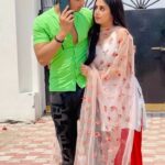 Isha Malviya Instagram - tag your caring partner❤️ @aebyborntoshine . #maintera#reels#concept#udaariyaan#jasminsandhu