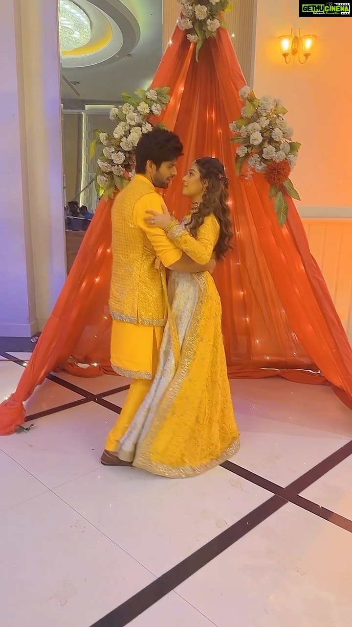 Isha Malviya Instagram - Oh Accha!💛 . #ekleen #instagramreels #tb #udaariyaan