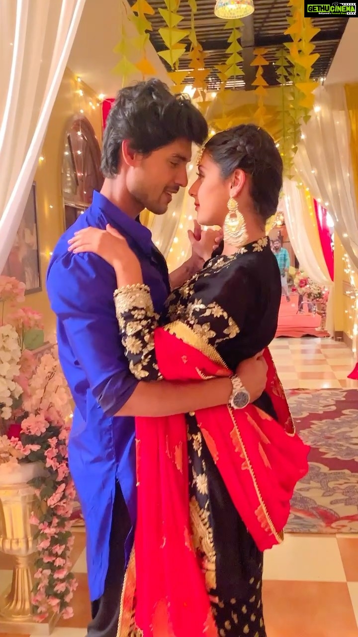 Isha Malviya Instagram - tu ijaazat de agar..🙈❤️ @6_ankitgupta . #reels#explore#isha#ankit#fateh#jasmin#trending#udaariyaan#udaan#offscreenmasti