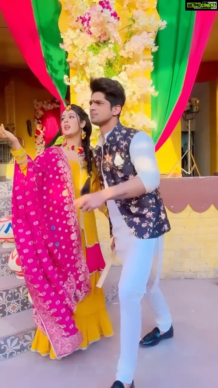 Isha Malviya Instagram - aise to badnam na kar🥺🙏🏻 . @aebyborntoshine #udaariyaan#reels#reelit#herotumeraherohai#amrik#jasmin