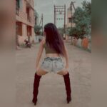 Isha Malviya Instagram - 🔥MAMACITA🔥 . PS - dancing in heels is definately difficult but in love with this song..!🙈 . #dance#mamacita#ishamalviya#isha#ikgoals#hiphop#mamacitasong#twerk#westerndancestyle#fashion#sundayvibes#quarantinesunday#dancevideo#danceindia#mamacitalyrics#tutorial#freestyle#twerking#200kfam#ishafam#loveyouall @ozuna @dance @danceofyou @remodsouza @nbcworldofdance @dancingabc