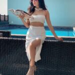 Isha Malviya Instagram - just busy in creating the life of my dreams!🤍💫 . comment down the name of your favourite magazine!📚 . #ishamalviya#ishafam#explore#fashion#raipurdairies#whiteoutfit#photoftheday#instagood#sunkissed#sunshine#sunclicked#pool#model#fashioninfluencer#uniqueoutfit#goodvibes#happydays#winters#sundaypost#sundayfunday#newyearsoon#bombbombsoon#lovinglife#lifeofdreams#selflove#loveyouall🤍 Raipur, Chattisgarh, India