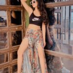 Isha Malviya Instagram - hey people, how're you all?🌸 . comment down your fav one from 1st, 2nd and 3rd picture!😍 . ➡️OUTFIT FROM @hello_kitty_clothing_store 🔥 ➡️SHADES FROM @swastik_collection_hoshangabad 🔥 ➡️EDITS BY @lalitcreationz 🔥 ➡️LOCATION @_cafe_terra_ 🔥 . #friday#october#fridaypost#ishamalviya#ishafam#ikgoals#trending#nike#nikesports#whiteshades#fashionmodel#model#fashioninfluencer#cullotepants#cullotes#slitcutpants#trendyoutfit#trendycullotes#explorepage#explorepost#black#multicolor#floralprint#fitnessfreak#staysafe#stayhome#madhyapradesh#loveyoyall❤️