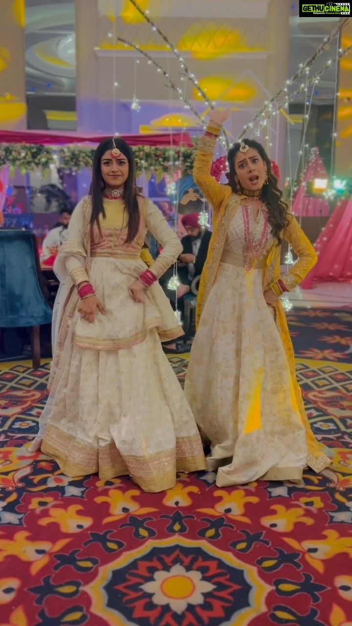 Isha Malviya Instagram - On public demand 💃 . . . . . . . . . . #dance #udaariyan #nehmat #harleen