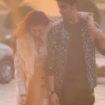 Isha Malviya Instagram - whenever you're free on set, just make a reel! 💃🏻🕺 . @samarthjurel VC @vikas_photographer_ 📸 #udaariyaan #harleen #nikhilkapoor #sunset #kismatkonnection