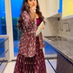 Isha Malviya Instagram - huhhhh!😏👊🏻 . Outfit from @doree_punjab 💜 . #oldsong #ishamalviya #traditional #reel #offscreen