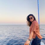 Isha Rikhi Instagram - The ocean is a poem without words 🌊🇪🇬🤎 #egypt #2022 #travel #explore #shermaelsheikh #happy Sharm El Sheikh Egypt