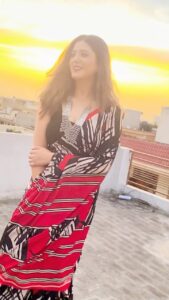 Isha Rikhi Instagram - #SaadiReelSaadiFeel #isharikhi