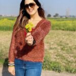 Isha Rikhi Instagram - We grow through what we go through 💐 embrace all that is you ❤️