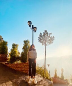 Isha Rikhi Instagram - Clear your mind, watch the sky .. ☘️

P.C @bhallasahaab