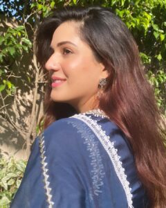 Isha Rikhi Instagram - 🦋