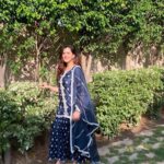 Isha Rikhi Instagram - Live where your heart finds life. 🌸