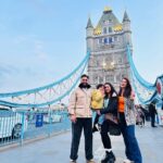 Isha Rikhi Instagram - Thank you Gagan,Pinky & my lil pumpkin Morya for the beautiful memories🤗😘 I had a blast with u guys wish I could spend some more time but never mind hope to see u super soon❤️ much much love London Bridge