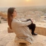 Isha Rikhi Instagram - Enjoy the little things 🌅 Jaisalmer Fort