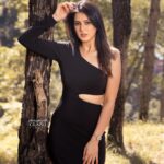 Isha Rikhi Instagram - 🤍🤍🤍🤍 📸 Photography @glazoschool @harryrajput64 💄HMU @harryrajput64 @rimibeauty_21 Assisted by @denyrajput @gurmukh_singh07 @banka_mumbai Lashes by @faccibeauty #isharikhi