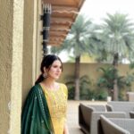 Isha Rikhi Instagram - Each new day is a blessing. Let go of all worries and be grateful for all the positive in life. ☘️😊🌷 #isharikhi