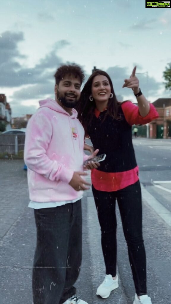 Isha Rikhi Instagram - ਰਹੀਏ ਵਿੱਚ ਰੱਬ ਦੀ ਰਜ਼ਾ 🌸🙌🏻 #RaghveerBoli #IshaRikhi #PollyWood #PunjabiMovies #London #Uk #ActorsLife London, United Kingdom