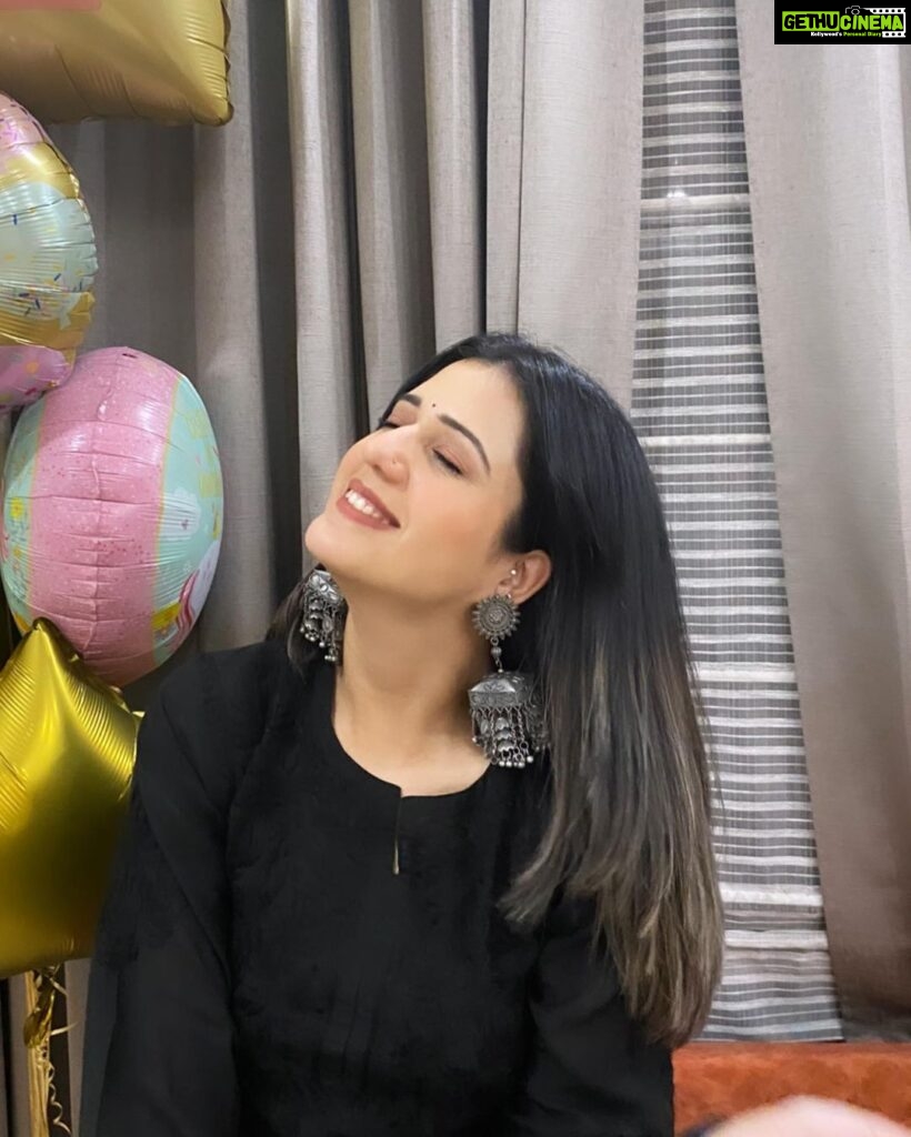 Actress Isha Rikhi HD Instagram Photos and Wallpapers October 2021 ...