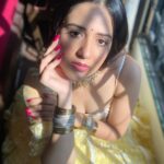 Isha Rikhi Instagram - ☀️ 🤍✨