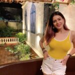 Isha Rikhi Instagram - 🌼🌼🌼🌼 Goa, India