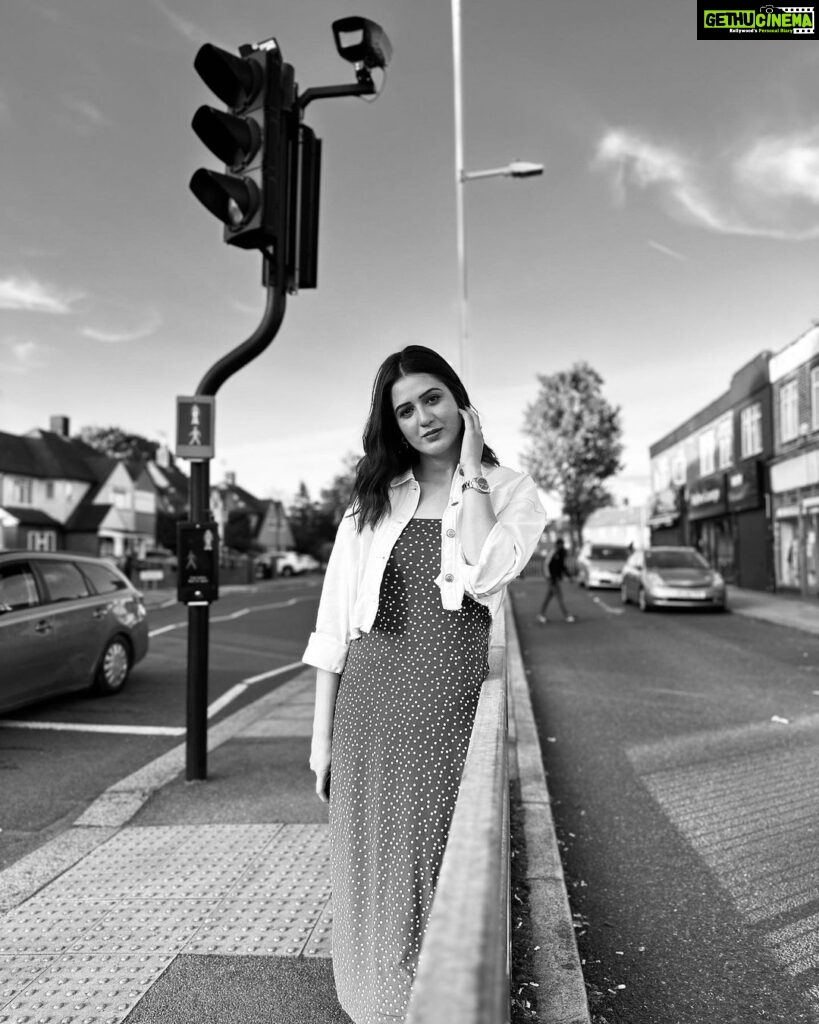 Isha Rikhi Instagram - Black & White 🖤🤍 Illford London