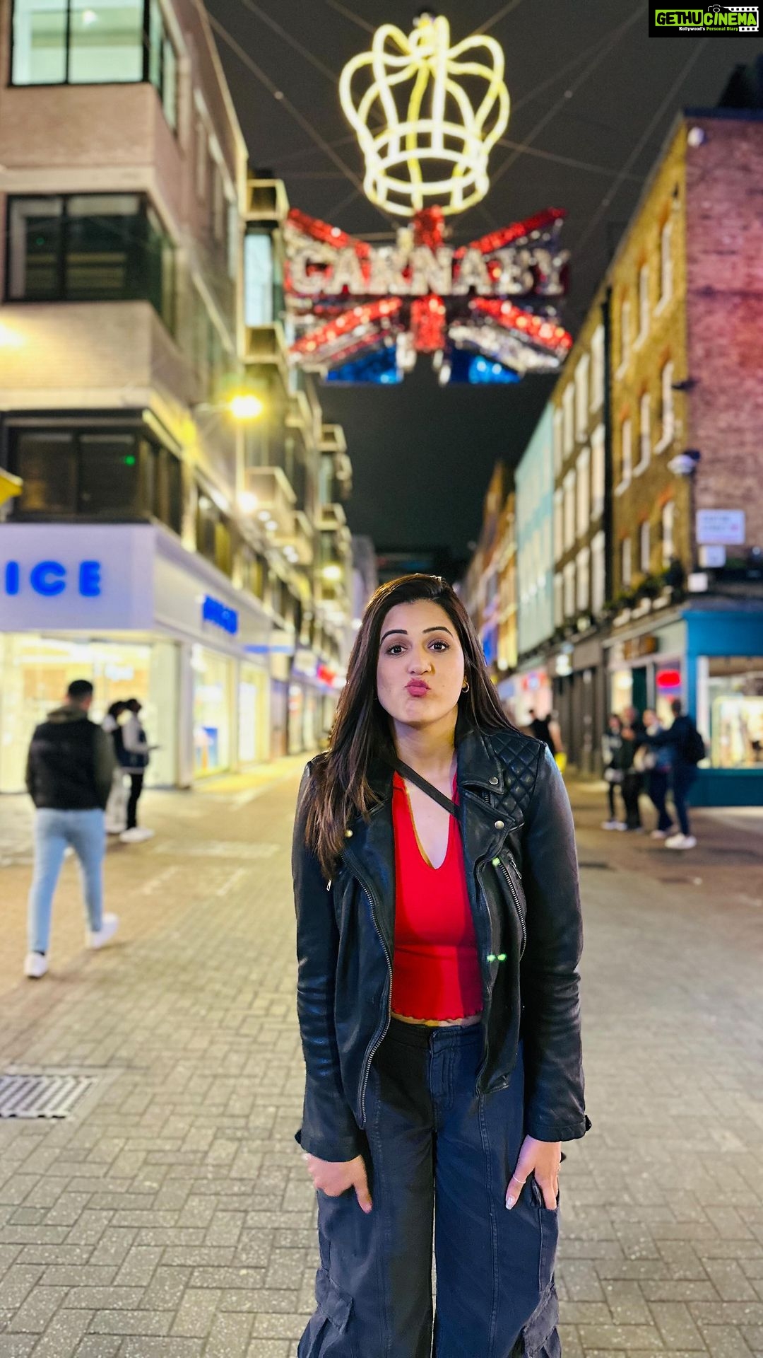 Isha Rikhi Instagram - Main tennu phir milangi 💃🏻
