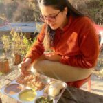 Isha Rikhi Instagram - Pahadi thali ka lutf uthaate hue 😋