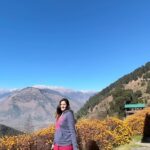 Isha Rikhi Instagram - This song on loop 🔂 @theuchana bhai 🤗 Beautiful place 🏔️ @nirvana_trueliving 🤩