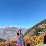 Isha Rikhi Instagram – This song on loop 🔂 @theuchana bhai 🤗

Beautiful place 🏔️ @nirvana_trueliving 🤩