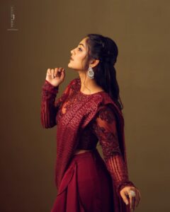 Ivana Instagram - 🥀

Styling: @gayathribalasubramanian21 
Outfit: @studio149
Accessories: @fineshinejewels
HMU: @deepz_beautyjourney @deepika_hairstyles 
PC: @prachuprashanth
Managed by: @arunprajeethm