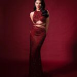 Jacqueline Fernandez Instagram - ❤️ @filmfare ❤️❤️ stay tuned!!