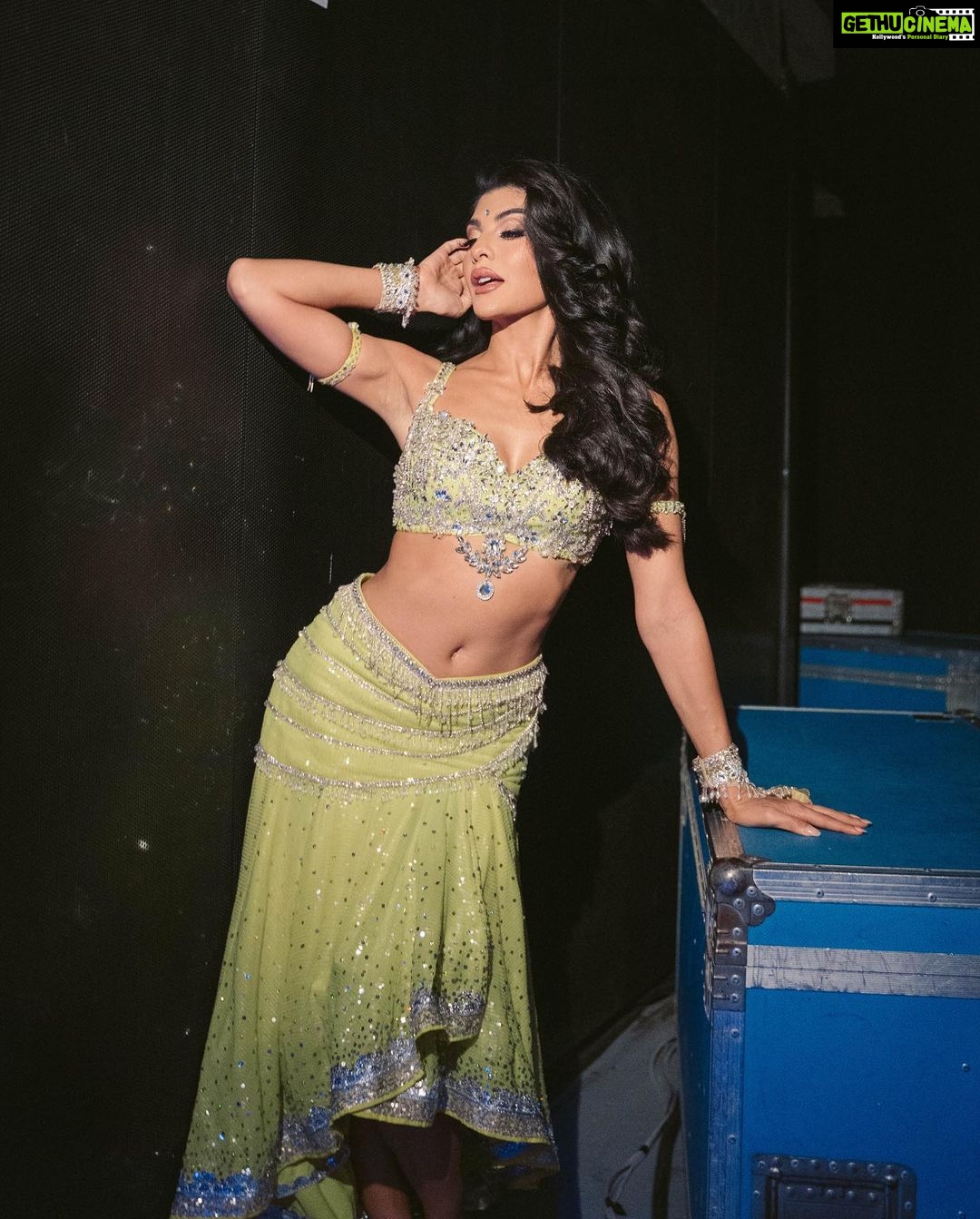 Jacqueline Fernandez Instagram - ⭐️⭐️⭐️ @ibfadubai