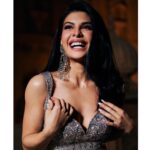 Jacqueline Fernandez Instagram - #deewane ❤️ LINK IN BIO @playdmfofficial @raghav.sharma.14661 @shaanmu @namitaalexander @kevin.nunes.photography @rishabhbhatnagar007