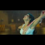 Jacqueline Fernandez Instagram – This song will always have a special place in my heart and now as we countdown to the Oscar’s 2023 here’s wishing team ‘Tell it like a woman’ for our Oscar Nominated song ‘Applause’ all the best AND WE DID IT TOGETHER!! We Do It Together! @wditogether @chiaratilesi @lucasakoskin @andreaiervolinoproducer @leenaclicks @aseematographer @arrahman @dianewarren @sofiacarson @anjalilama_official