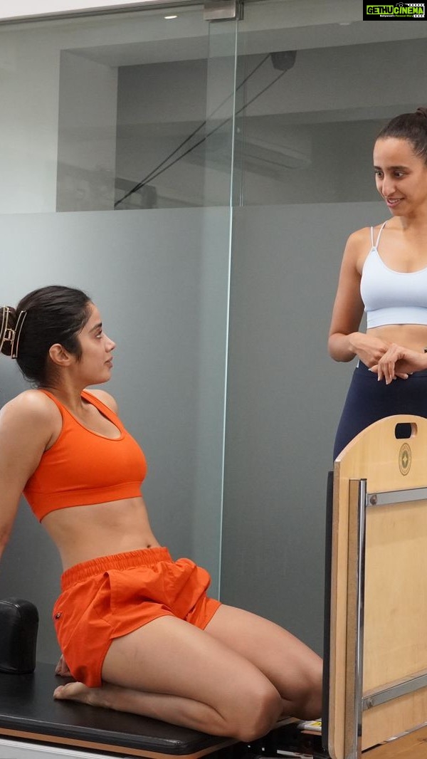 Janhvi Kapoor Instagram - Love a good pilates sesh 💕