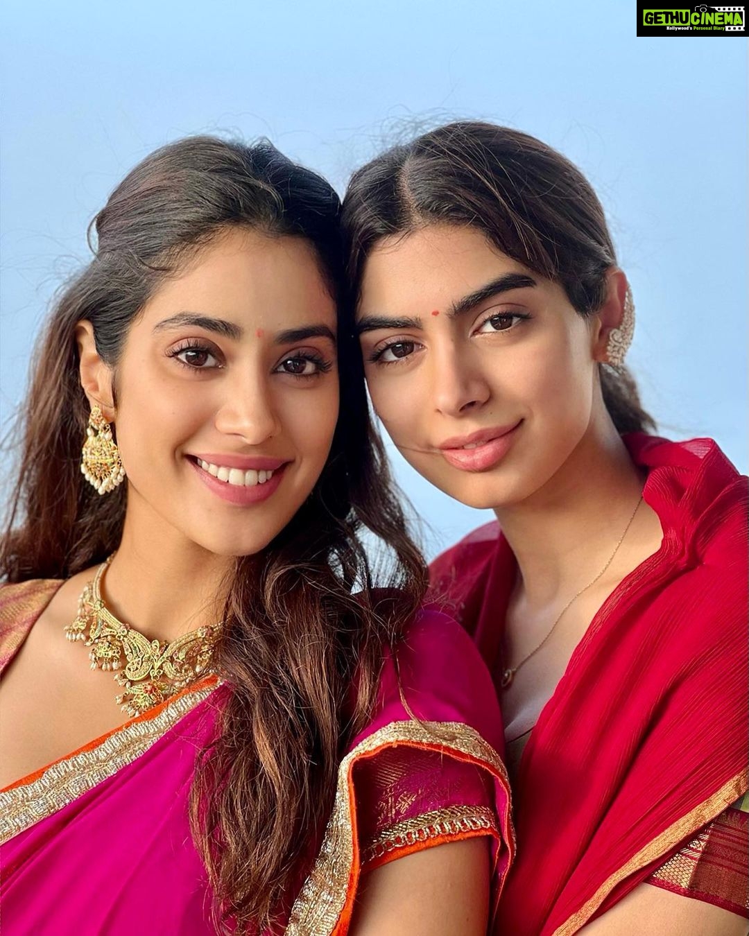 Janhvi Kapoor Instagram - home ❤️