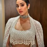 Janhvi Kapoor Instagram - 💕 kind of enjoying casual iPhone photos again